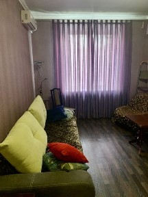 Здається 2-кімнатна повнометражна квартира в самому центрі міста