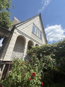 Свій окремий будинок на 6 сотках землі