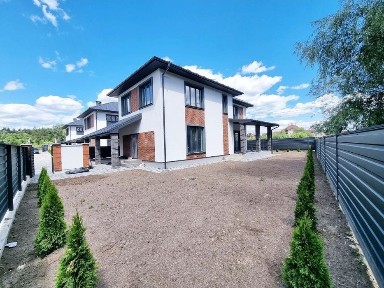 Будинок 200 м2 містечко на 6 будинків с. Ходосівка Обухівський район поруч Лісники Козин Конча-Заспа 5 км Київ