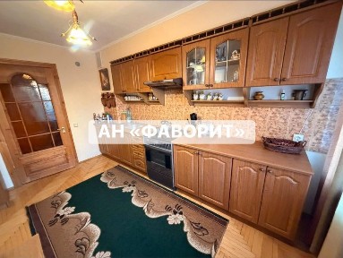Продаж 2-х кімнатної квартири по вул. Стуса, м. Шептицький