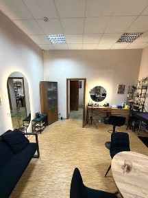 Продаж 1 кімн. квартира 27 м² 1/3 вул. Петра Дорошенка 70000$