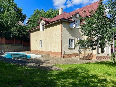 Оренда будинку 600 м. кв. Монтажників. Соломʼянський район