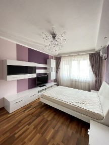 Оренда 2к квартири Вишневе, вул Південна 7