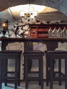 Продаж комерції під бізнес: Клуб-ресторан з повним оснащенням