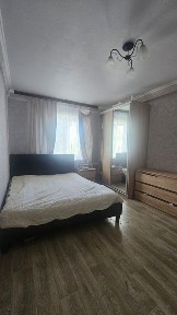 продаж 3к квартири Деснянський район