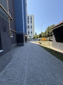 Здається приміщення в новобудові (вул. Київська-Роша)