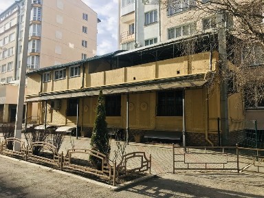 Оренда комерційного приміщення в житловому масиві