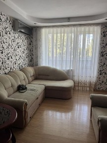Продається 3х кімнатна квартира 58кв м. біля «Ценрального Ринку»