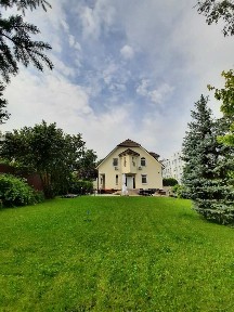 Оренда будинку 4256 м², Валерія Лобановського просп.