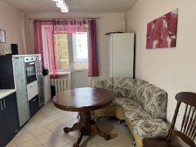 Здається в оренду 2-кімнатна квартира, вул. Бориспільська, 26-В