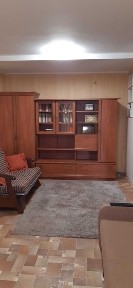дам 1к. кв. Сахарова/Высоцкого