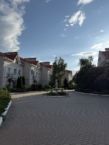 Длительно (год и более), таунхаус в ЖК Александрийский, +система бесперебойного питания