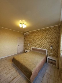 Мандарин - Канатная/ Гагарина, центр в пешей доступности. Без деток и животных!