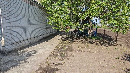 Будинок в м. Яготині - міцний надійний, з усіма комунікаціями є відеоогляд