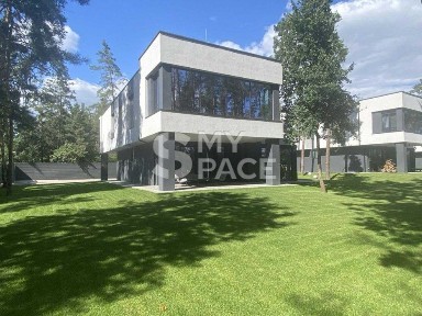 Продаж будинку 350м2 Козин КМ Inwood Конча Заспа Столичне Шосе
