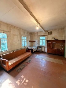 Продається житловий будинок площею 61 м² на неймовірній ділянці 36 соток під житлову забудову!
