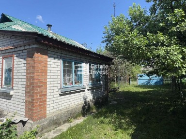 Продається цегляний будинок у мальовничому та тихому місці. с. Дмитрівка (хутір Петрівськ)