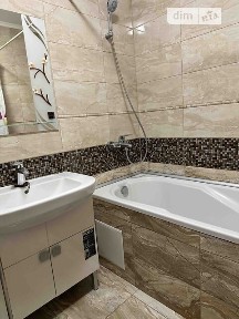 Довготривала оренда 3к квартири на вул. Енвера Ахсарова 4 • ID 34767275