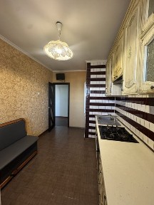 Продаж 3-квартири на 12 школі