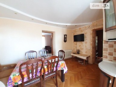 Довгострокова оренда будинку від власника бесідка на вул. Квітнева • ID 34767637