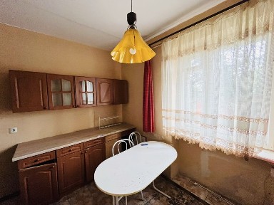 Продам 2-х кімнатну квартиру 53 м2 Берегово проспект Геологів