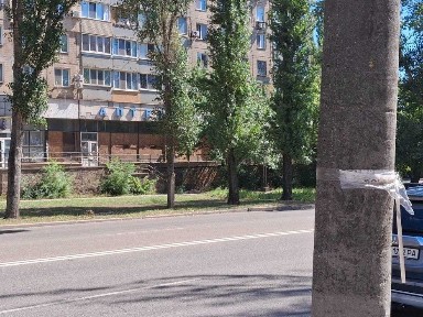 Продаж комерційного приміщення на Блюхера 15 (1000 мелочей)