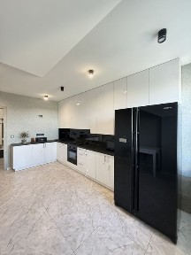 Продаж 2-кімнатної квартири Ірпінь, вул. Соборна. 64 м², євро-3, кухня-вітальня 17 м², газове опалення, горище. БЕЗ КОМІСІІ! Сетрифікат, ваучер!