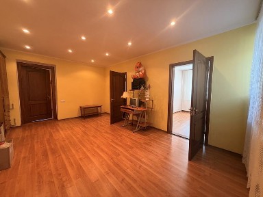 Продам ДОБРОТНИЙ БУДИНОК 98м2 ( РАКОВКА ) м. Кременчук