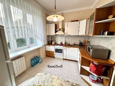 Продамо 2-х кім кв-ру, Сімʼї Хохлових 6-А, Шевченківський район.