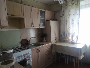 Продаю 2к Центр ул. Защука