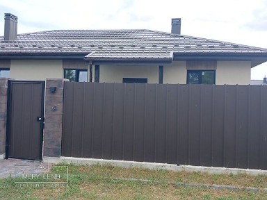 Продаж 1 поверхового будинку з ділянкою на 6 соток, 132 кв. м, 3 кімнати, на вулиця Плужника • ID 34737524