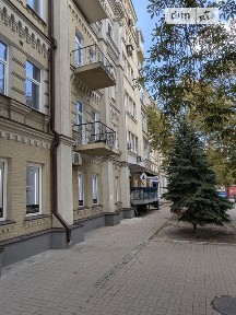 Здається комерційне приміщення на вул. Івана Мазепи 14, площа 182 кв. м • ID 34767470