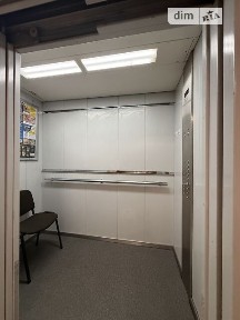 Продаж 1к квартири 69.2 кв. м на вул. Степана Бандери 9 • ID 34767219