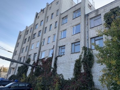 Продам здание на красной линии