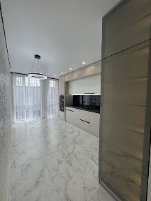Продаж сучасної 1-кімнатної квартири з дизайнерським ремонтом | 45 м2 | 2 поверх
