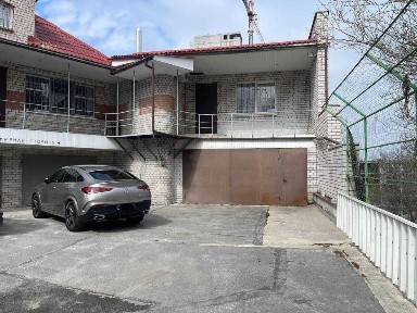 Продаж комерційного приміщення Крутогірний узвіз центр / набережна / Мост-сіті парк Шевченка