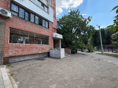 ж/м Тополь-1 Продаж комерційного приміщення Запорізьке шосе, тополь епіцентр терра