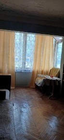 Продаж 2 кімнатної на вул. Васильківська 4