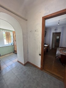 Продаж будинку 3 кім, два окремі входи, зручний вʼізд на подвірʼя, місце для авто. Річка, ліс