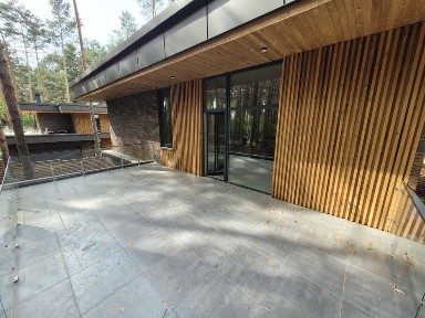 Без комісії, будинок в сосновому лісі, 220м², 6 соток, 4 кімнати