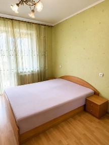 Продаж 3-кімнатної квартири