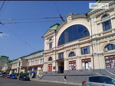 Продаж 3к квартири 58 кв. м на вул. Новосельського 48 • ID 34768505