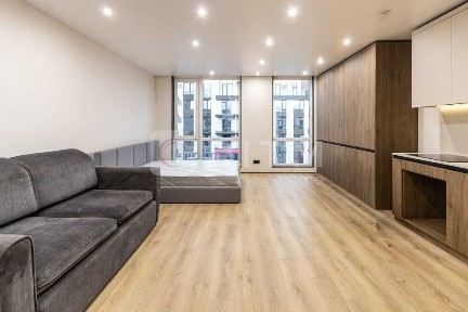 Продаж 1-кімнатної квартири з дизайнерським ремонтом у ЖК Manhattan UP