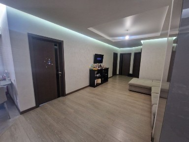 Оренда 4к LUX кв. 122 м. кв. в центрі міста в новобудові ЖК Набережний квартал