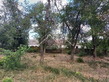 Продаж приміщення під склад, ферму, виробництво поряд залізниця.