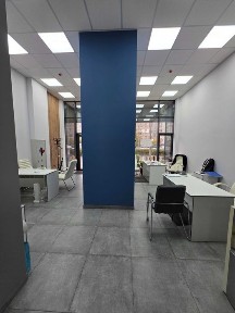 оренда супер фасадного приміщення ЖК Лебединий. Від власника