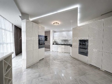Продаж 4-к дизайнерської квартири 200 м² у ЖК Новопечерські Липки - Верхогляда, 20А