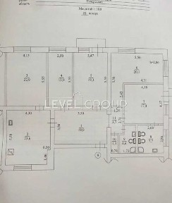 5кім сталінка з ліфтом 158 м. кв. вул Миколи Міхновського бульв Дружби Народів 9