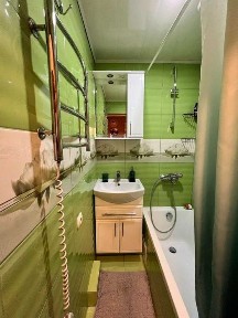 Продаж квартири недалеко від метро Шулявська або Вокзальна