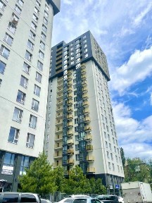 Київ. Паркінг! Продаж 1-кімнатної квартири 45 кв. м. у ЖК Метрополія Дарниця